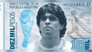 Proponen que Maradona aparezca en billetes y sellos postales