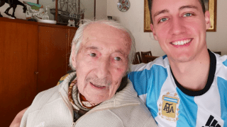 Los goles de Messi, el puente entre un abuelo y su nieto