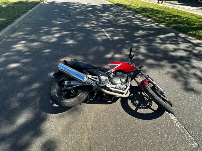 Falleció un motociclista tras chocar una columna