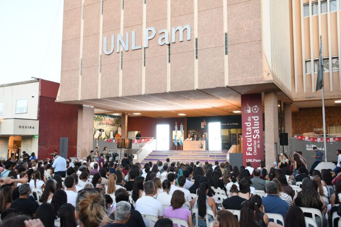 Inauguró la carrera de Medicina en La Pampa