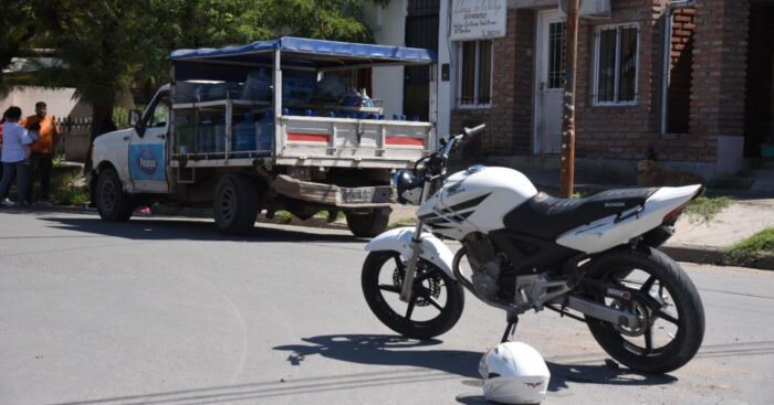 Murió un joven motociclista tras un violento choque en Zona Norte