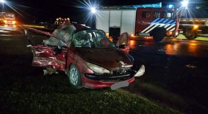 Una mujer perdió la vida en un violento choque sobre la Ruta 5