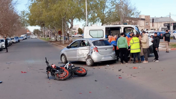 Tragedia en la Avda. Spinetto: falleció un joven motociclista de 20 años